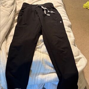 Black Yola high waisted scrub pants